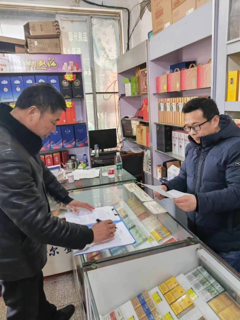 新灘鹽場(chǎng)：筑牢食品&ldquo;安全線&rdquo; 守護(hù)群眾&ldquo;盤中餐&rdquo;2.png